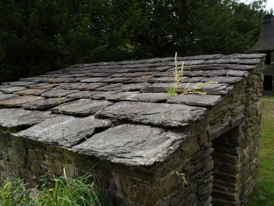 slate_roof_2.jpg